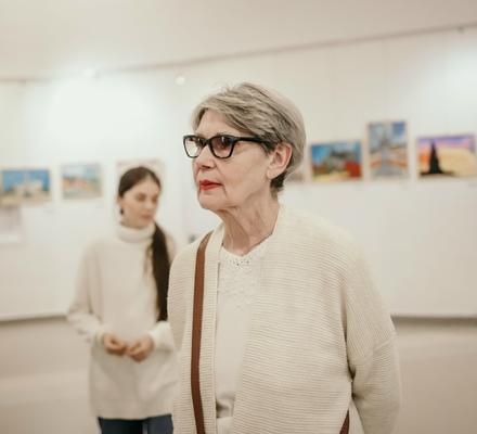 Торжественное открытие выставки «Нам память о войне рисунок оживит»