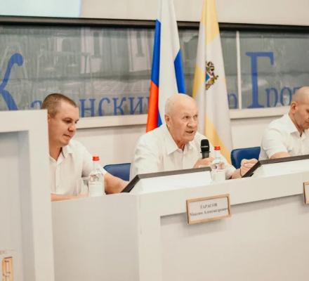 В историческом парке «Россия - Моя история» прошло выездное заседание Совета руководителей Промышленного района города Ставрополя.