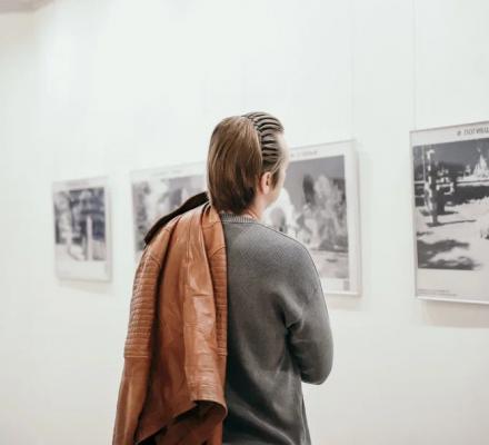 Торжественное открытие фотовыставки «От Победы к Победе»