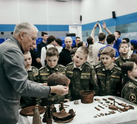 День Неизвестного Солдата в музее 