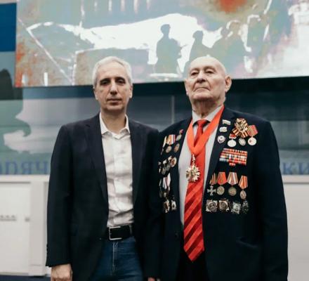 82 года назад советскими войсками город Ленинград был полностью освобождён от фашистских захватчиков.