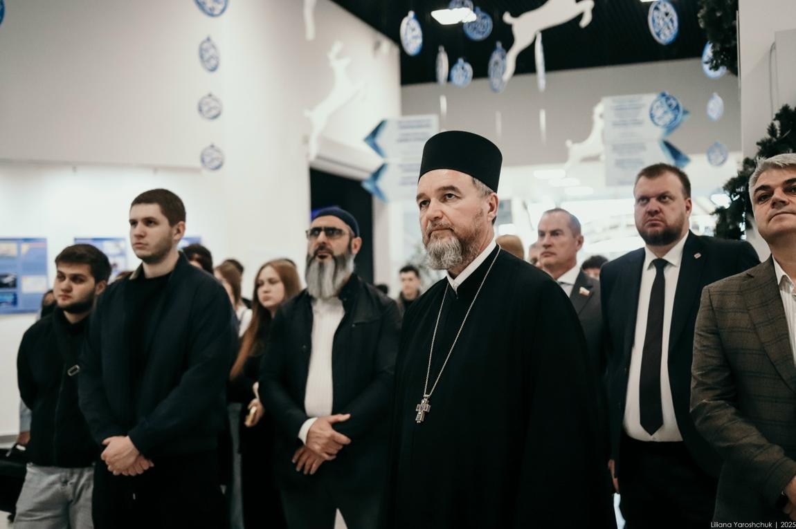 Представляем новую экспозицию в холле нашего комплекса