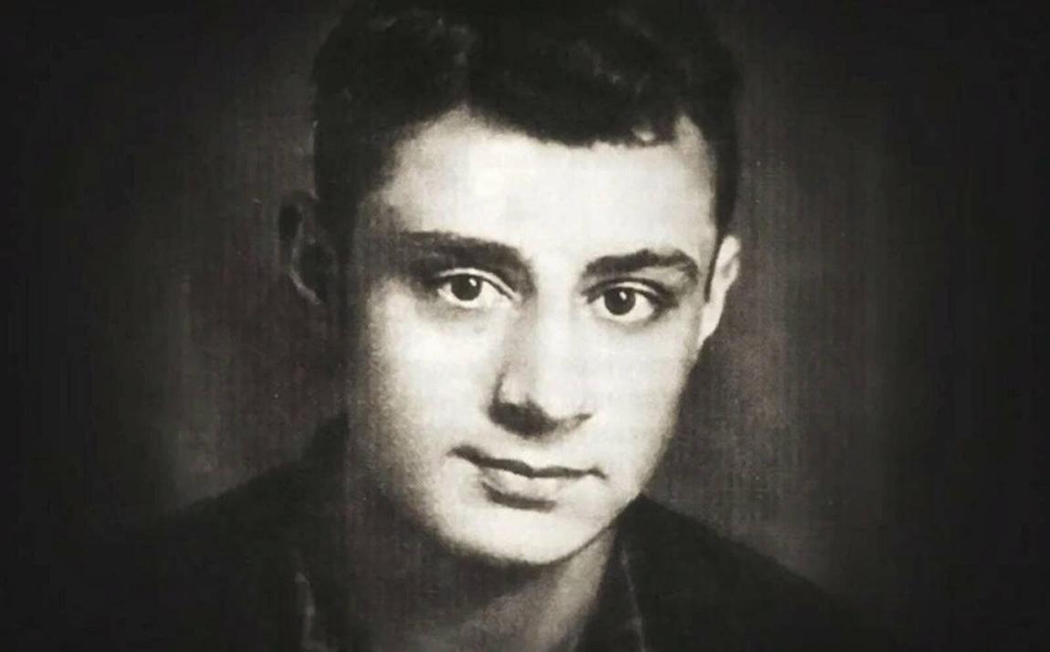 В комплексе обсудили феномен успеха Эдуарда Асадова